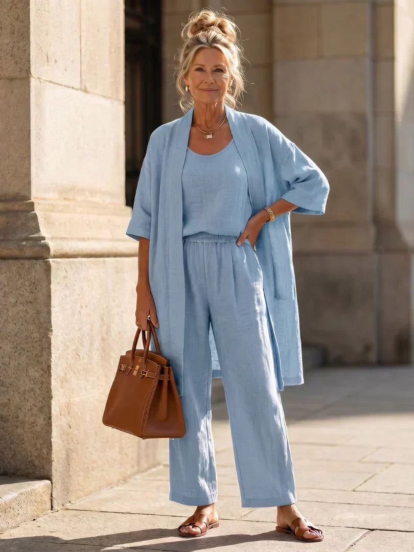 Lorena | Completo Tre Pezzi Leggero con Cardigan 1
