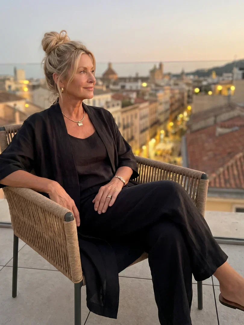 Lorena | Completo Tre Pezzi Leggero con Cardigan 8