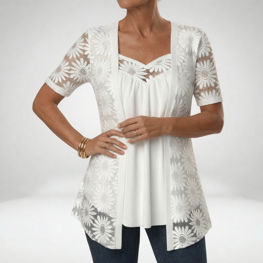 Prudence | Blusa bianca in pizzo con eleganza leggera 1