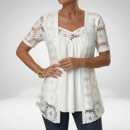Prudence | Blusa bianca in pizzo con eleganza leggera 1
