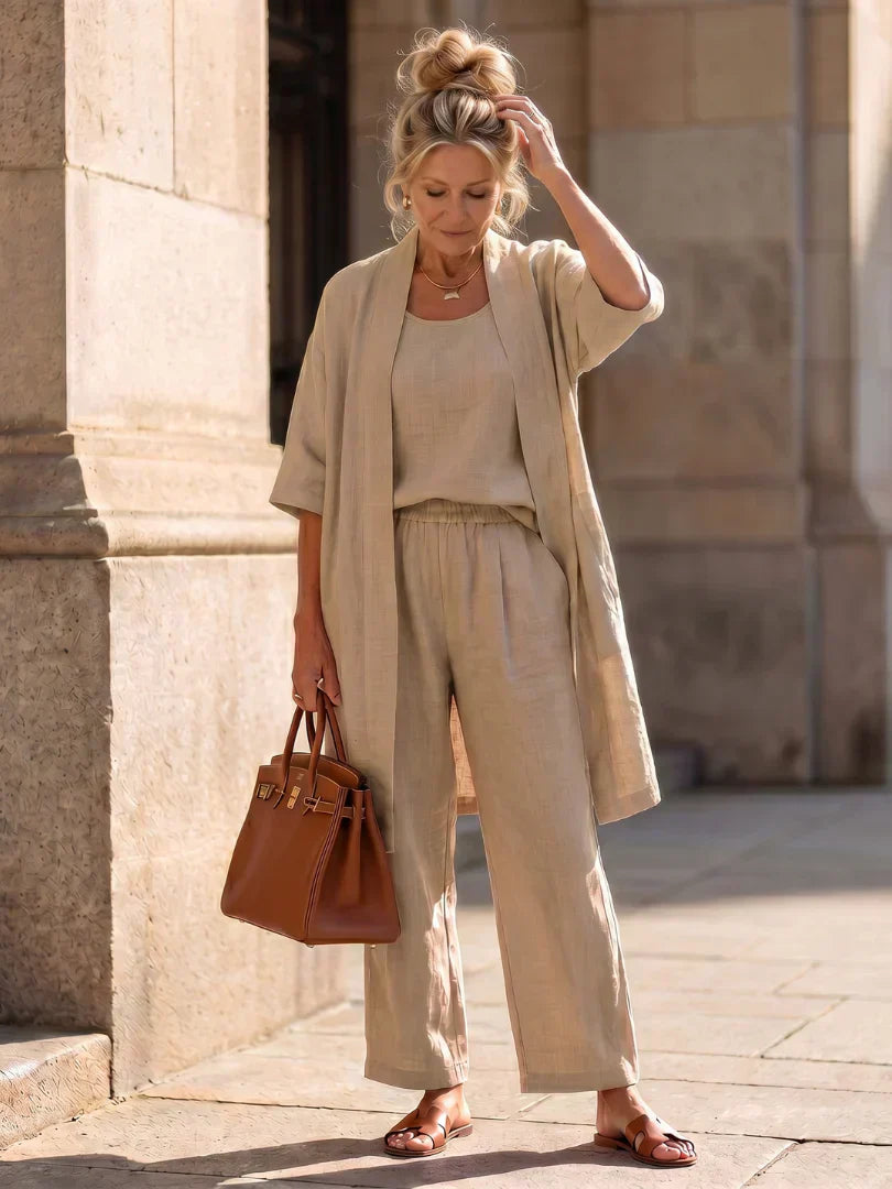 Lorena | Completo Tre Pezzi Leggero con Cardigan 9